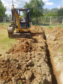 Miniexcavator, santuri, fose, beciuri, fundatii, canalizari